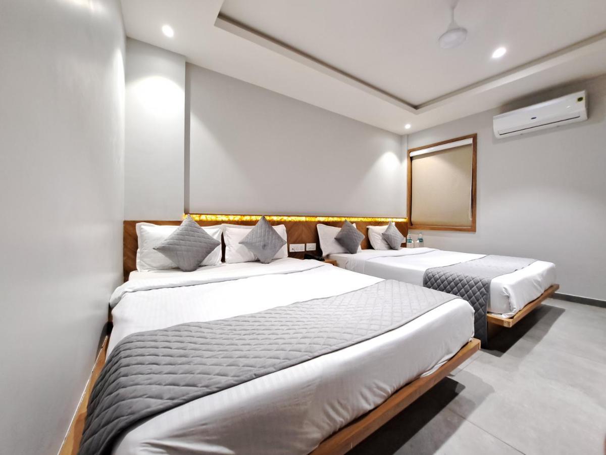 Hotel Om โสมนัส ภายนอก รูปภาพ